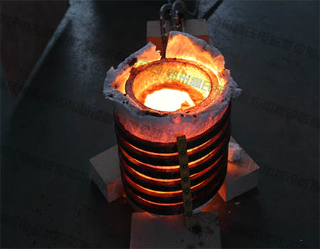 中频熔炼炉是熔炼玻璃的好设备